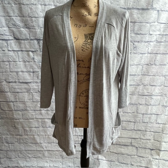 New York & Company Sweaters - New York & Company Women's Buttonless Cardigan